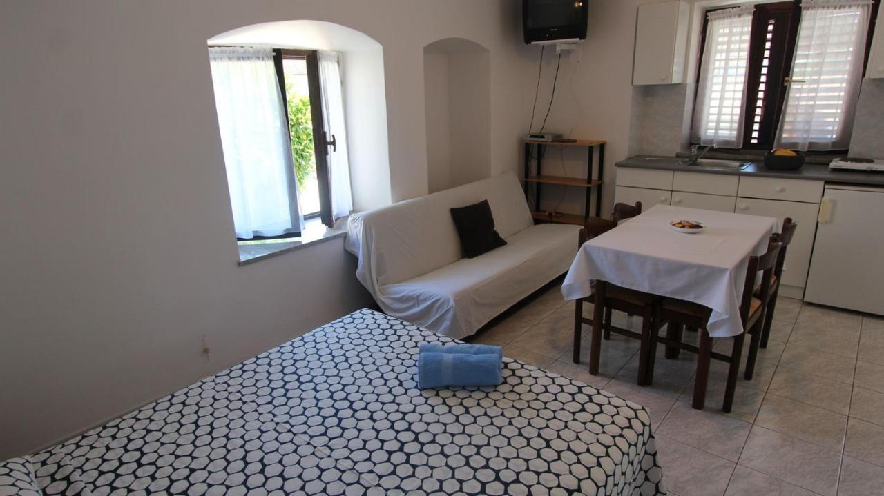 Apartments Eva มาลินสกา ภายนอก รูปภาพ