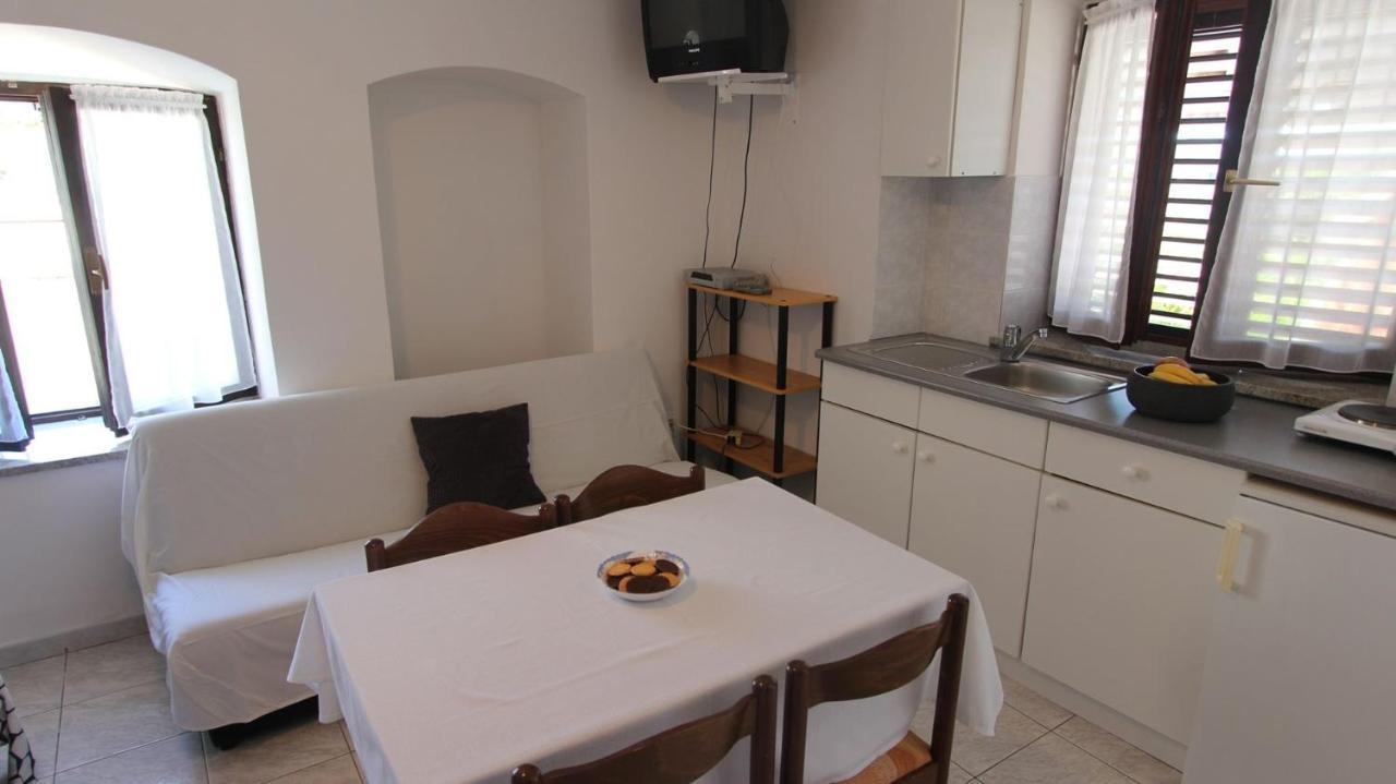 Apartments Eva มาลินสกา ภายนอก รูปภาพ